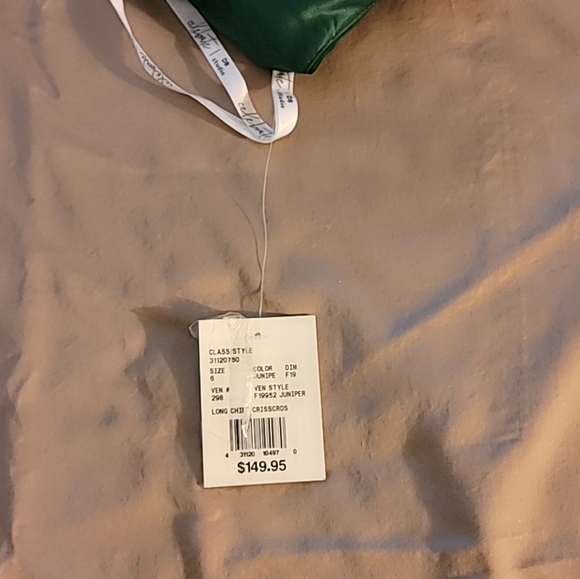 DB Studio Celebrate Woman’s High-Neck Mesh Full Skirt Formal Gown Prom Wedding - Picture 8 of 9